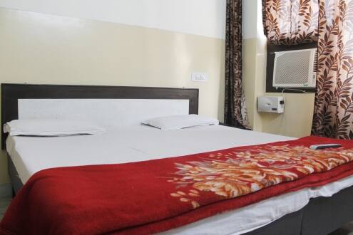 S.B Hotel, Chandigarh 2
